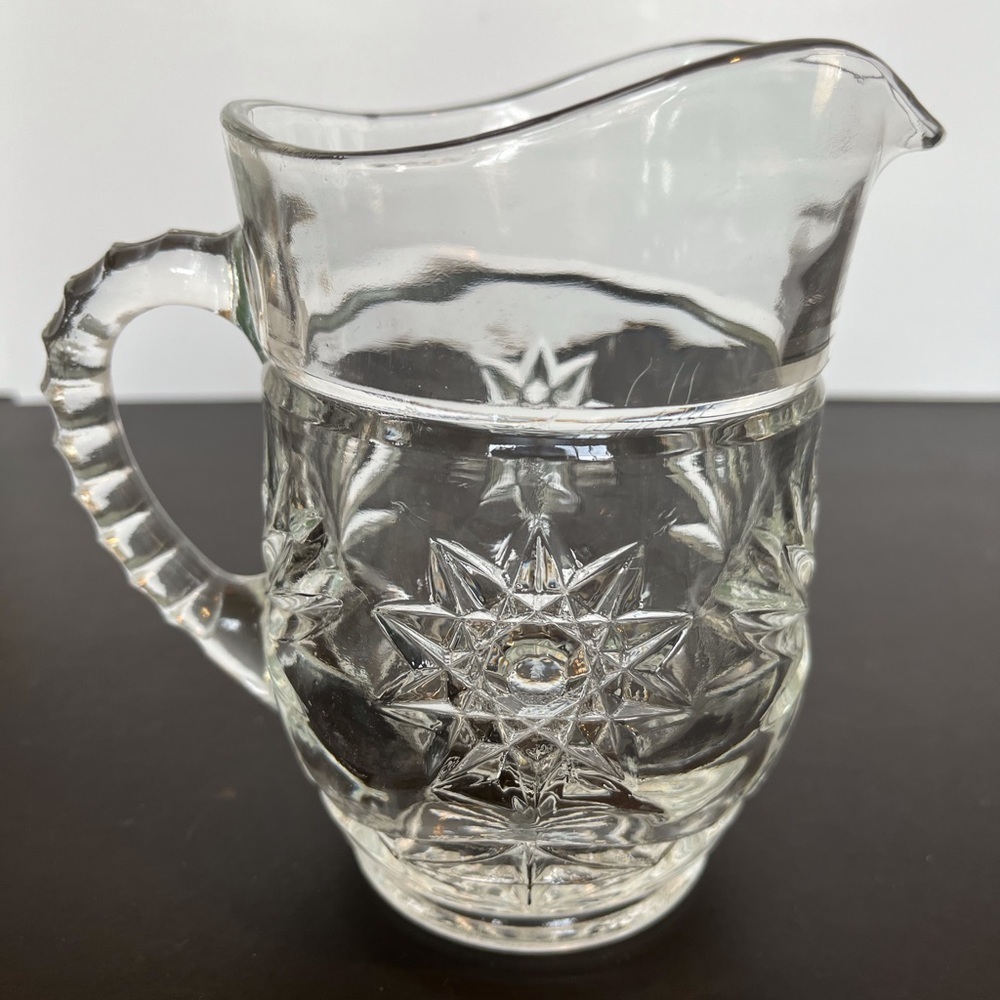 Vintage Anchor Hocking Starburst Small Pitcher - Picture 3 of 9